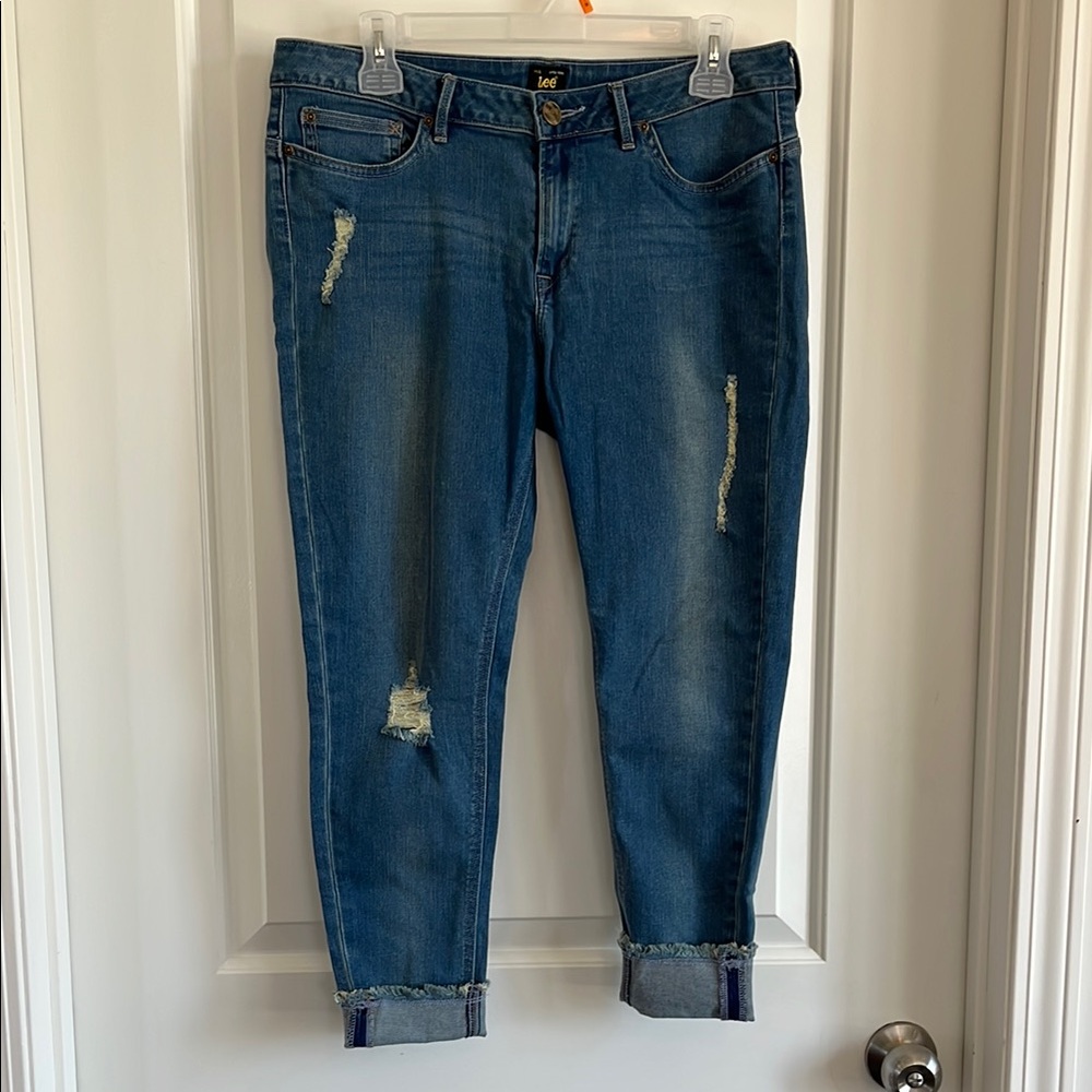 Lee raw edge distressed skinny jeans size 34